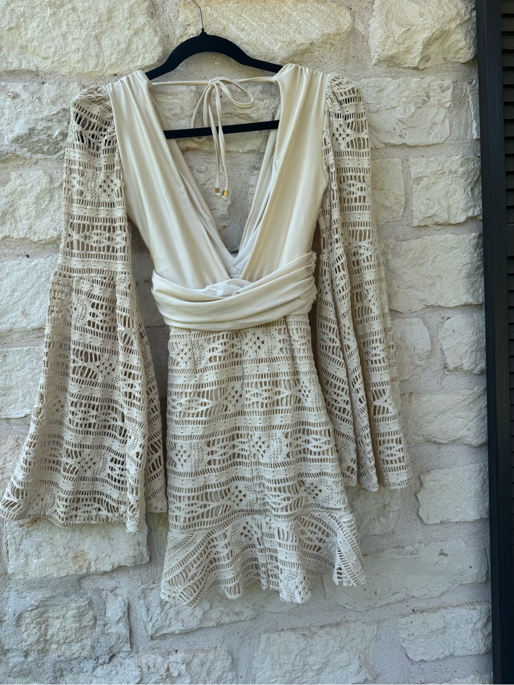 Patbo Crochet Plunge Mini Dress size 4 - Picture 9 of 10